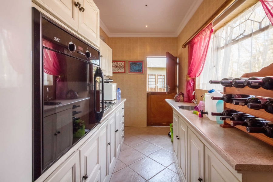 7 Bedroom Property for Sale in Morewag Free State